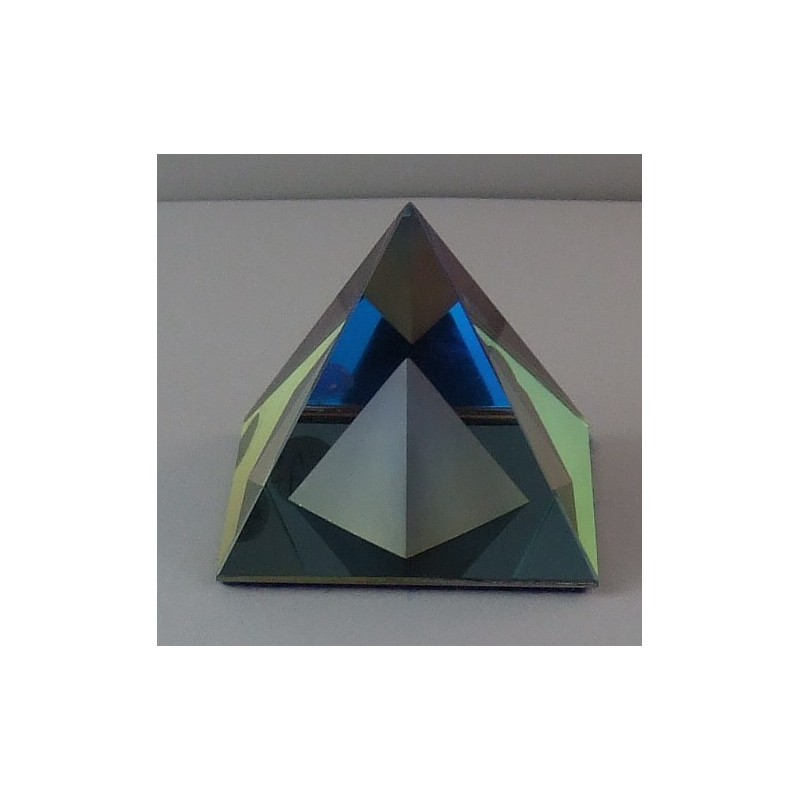 Glas Pyramide 40 mm in Pyramide Bleifrei-Kristallglas