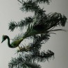 Glasvogel, Pfau grün mittel mit Pfauenfeder