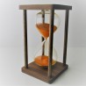 Sanduhr 10 Min. 15 cm Orange, Glas im  Holzgestell Nussbaum dunkel Sanduhr 10 Min. 15 cm Orange, Glas im  Holzgestell Nussbaum dunkel