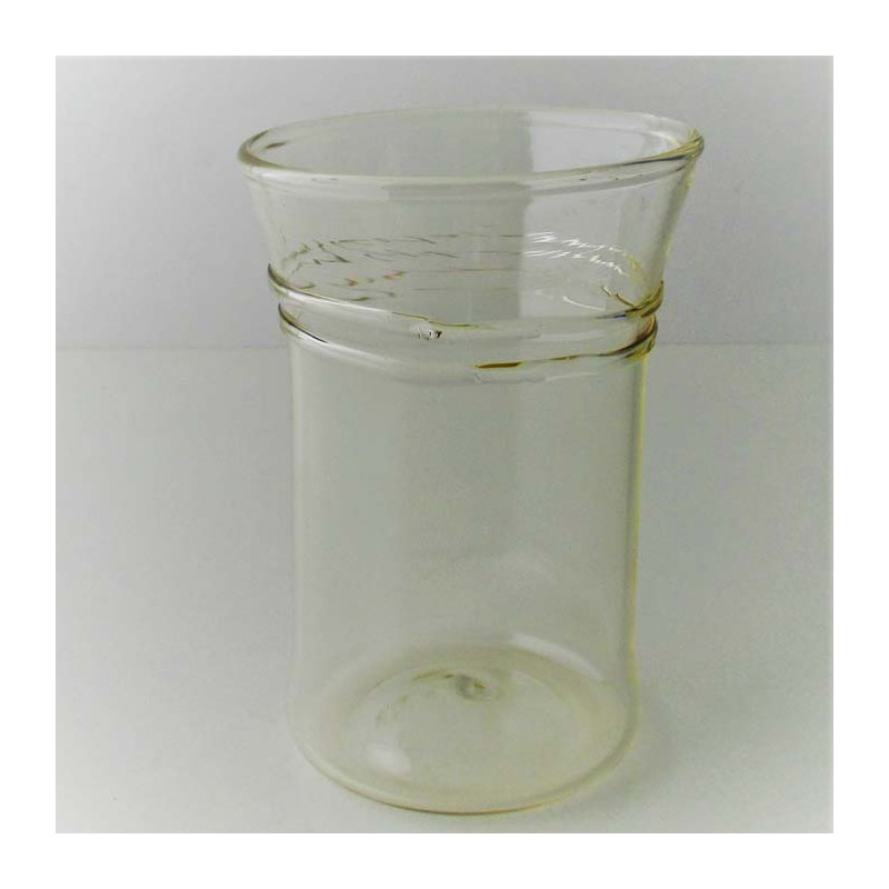 Glas Becher 10cm rot  DE 1981