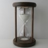 Sanduhr 15 min. 20 cm hoch im Holzgestell Buche gebeizt Nussbaum dunkel  rund