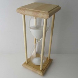 Sanduhr 30 Min. 23cm Glas im Esche-Kiefer Gestell 23cm