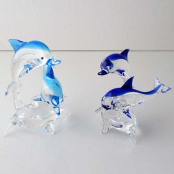 Glas Delfin 75mm 2 auf Sockel klar türkis