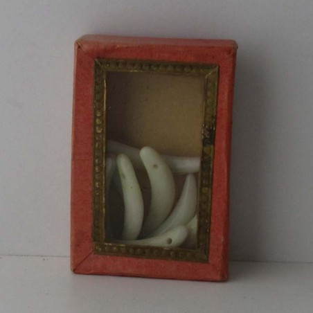 Glas Perlen auf Karton