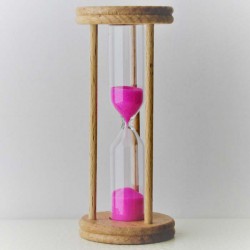 Sanduhr 2 Min. 9cm zylindrisch Glas in Holzgestell Buche Natur,