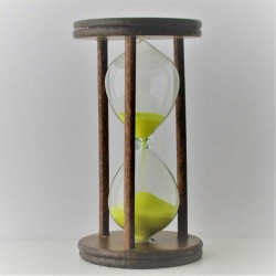 Sanduhr 10 Min. 9cm Glas in Holzgestell Buche dunkel gebeizt,