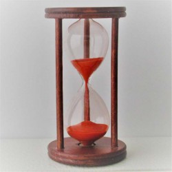 Sanduhr 10 Min. 9cm zylindrisch Glas in Holzgestell Mahagoni rot gebeizt,
