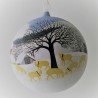 Glaskugel 140 mm Schaffe in Winterlandschaft, zum hängen