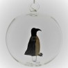 Glaskugel 80 mm Pinguin innen Mundgeblasen zum hängen