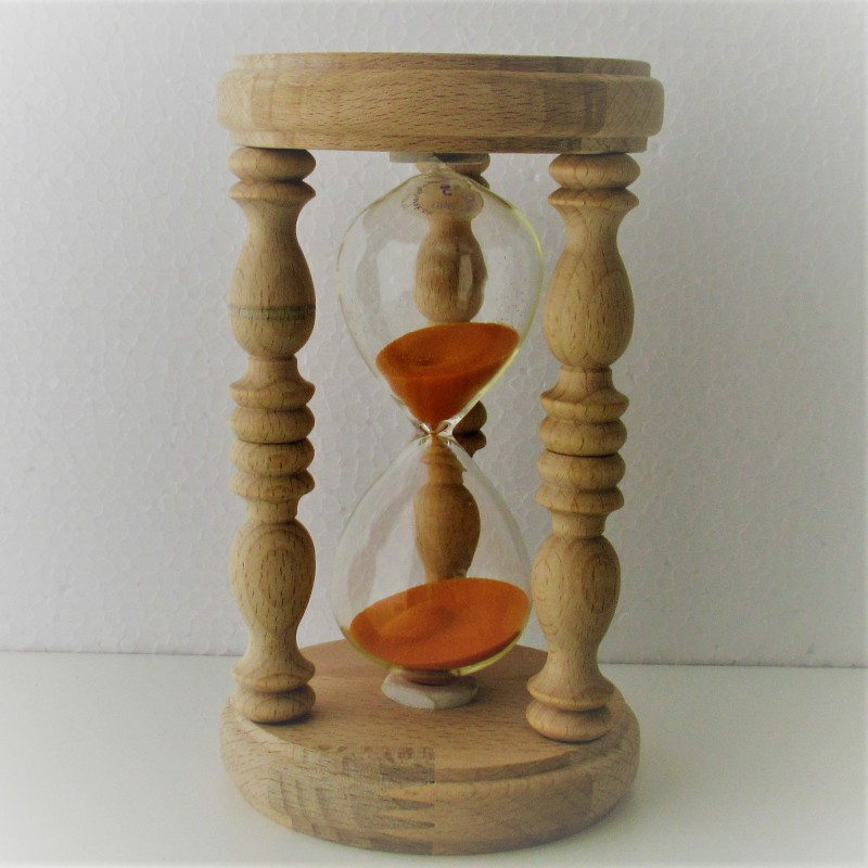 Sanduhr 10min 16cm Orange, mit 3 gedrechselter Säulen Sanduhr 10min 16cm Orange, mit 3 gedrechselter Säulen