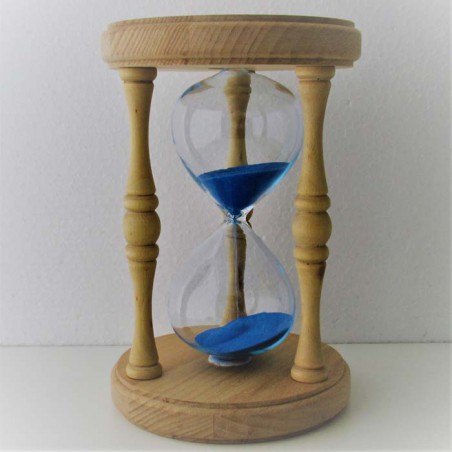 Sanduhr 60 min.17 cm Hellblau, im Holzgestell Buche rund mit gedrechselten Säulen