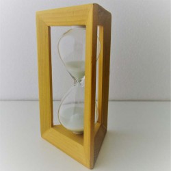 Sanduhr 5min. 14.5cm Weiss, im Tannenholz Gestell