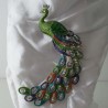 Pfau Brosche grün  Emaille mit Kristallen
