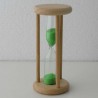 Sanduhr 5 Min. 9cm Grün, zylindrisch Glas in Holzgestell Buche