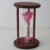 Sanduhr 2 Min. 9cm Rosa, Glas in Holzgestell Buche Natur - dunkel gebeizt-Mahagoni rot,