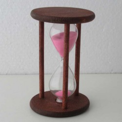 Sanduhr 2 Min. 9cm Rosa, Glas in Holzgestell Buche Natur - dunkel gebeizt-Mahagoni rot,