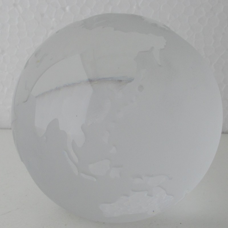 Glas Weltkugel 80mm klar - sandgestrahlt Glas Weltkugel 80mm klar - sandgestrahlt