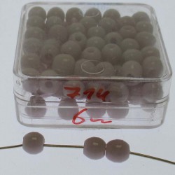 Glasperlen 6x6mm in Box