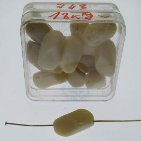 Glasperlen 18x9mm in Box