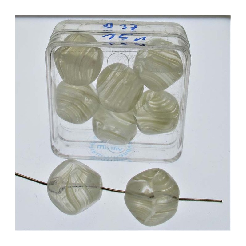 Glasperle 15x15mm 6 in Box