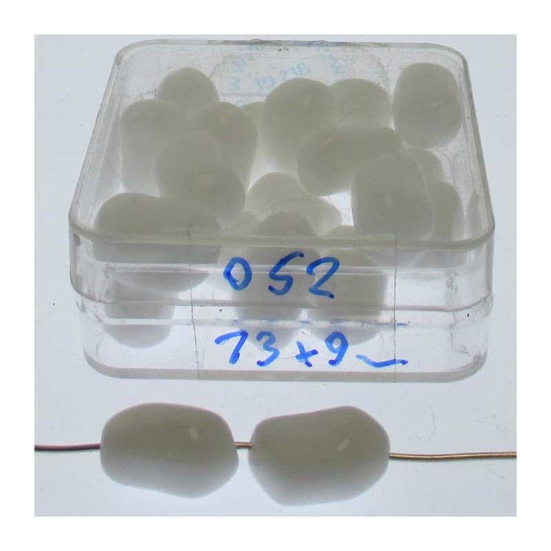 Glasperle 13x9mm in Box