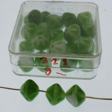 Glasperlen 9x9mm in Box