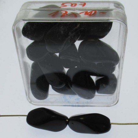 Glasperlen 17x10mm in Box