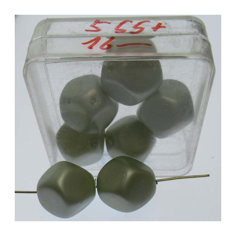 Glasperlen 16x16mm 5 in Box