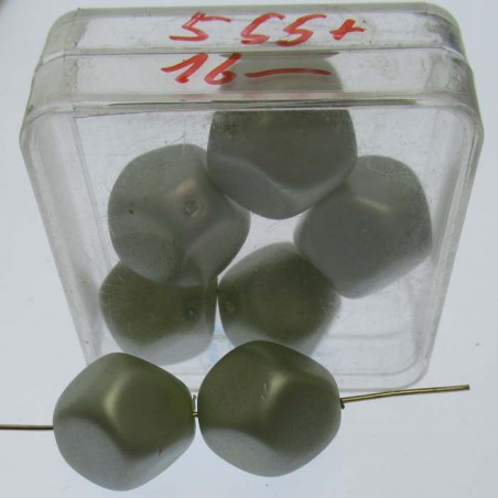 Glasperlen 16x16mm 5 in Box