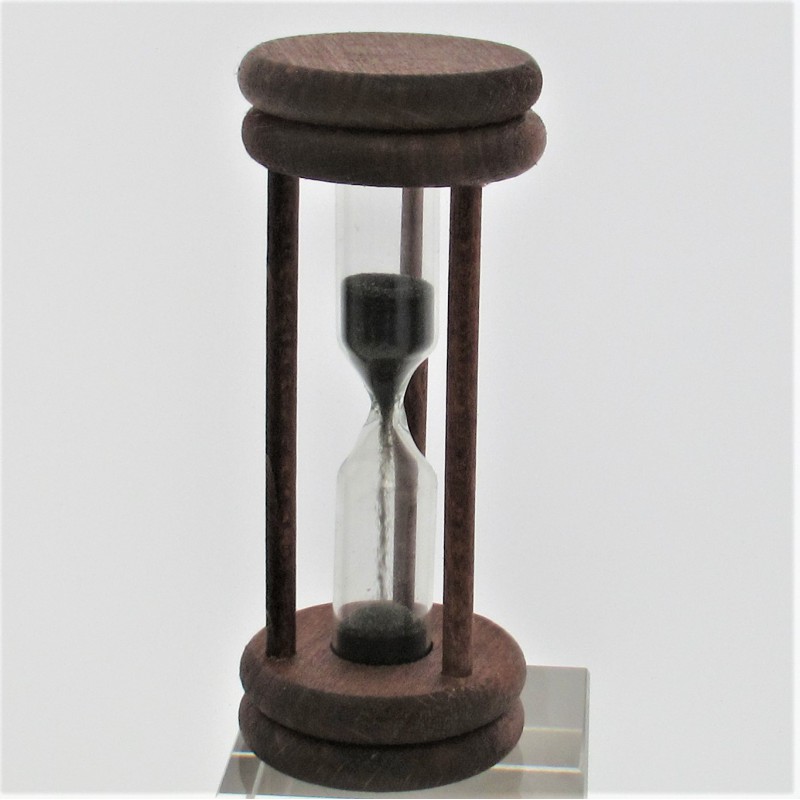 Sanduhr 3 Min. 96mm Schwarz, zylindrisch Glas in Holzgestell Buche gebeizt Mahagoni