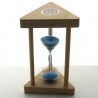 Sanduhr 30 sek 3 - 10 min. 9 cm Hellblau, Dreieck im Buchenholz Gestell Sanduhr 30 sek 3 - 10 min. 9 cm Hellblau, Dreieck im Buchenholz Gestell