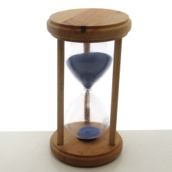 Sanduhr 5 min 17 cm Blau, im Holzgestelle