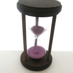 Sanduhr 10min 17cm Lila im Holz Gestell mit 3 runden Stützen