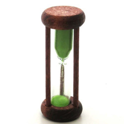 mini Sanduhr 2 Min. 6.4cm zylindrisch Glas in Holzgestell Buche rötlich gebeizt