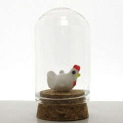 Glas Dom 50x30mm mit Glas-Tieren auf Kork Boden