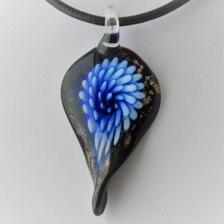 Muranoglas Blatt 60mm mit Blume innen zum hängen