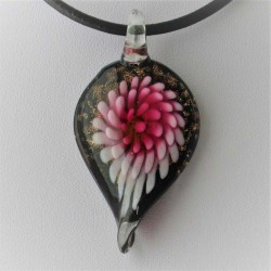 Muranoglas Blatt 60mm mit Blume innen zum hängen