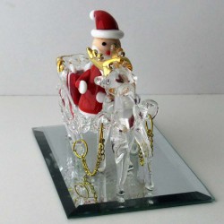 Glas Nikolaus 10cm im Geschenkeschlitten auf Spiegel