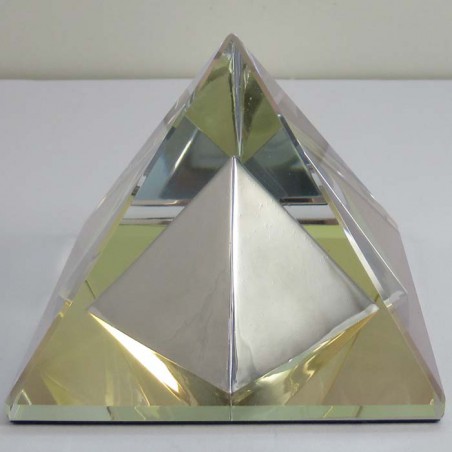 Glas Pyramide in Pyramide 80 mm BB-klar