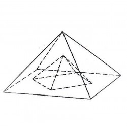 Glas Pyramide in Pyramide 80 mm BB-klar